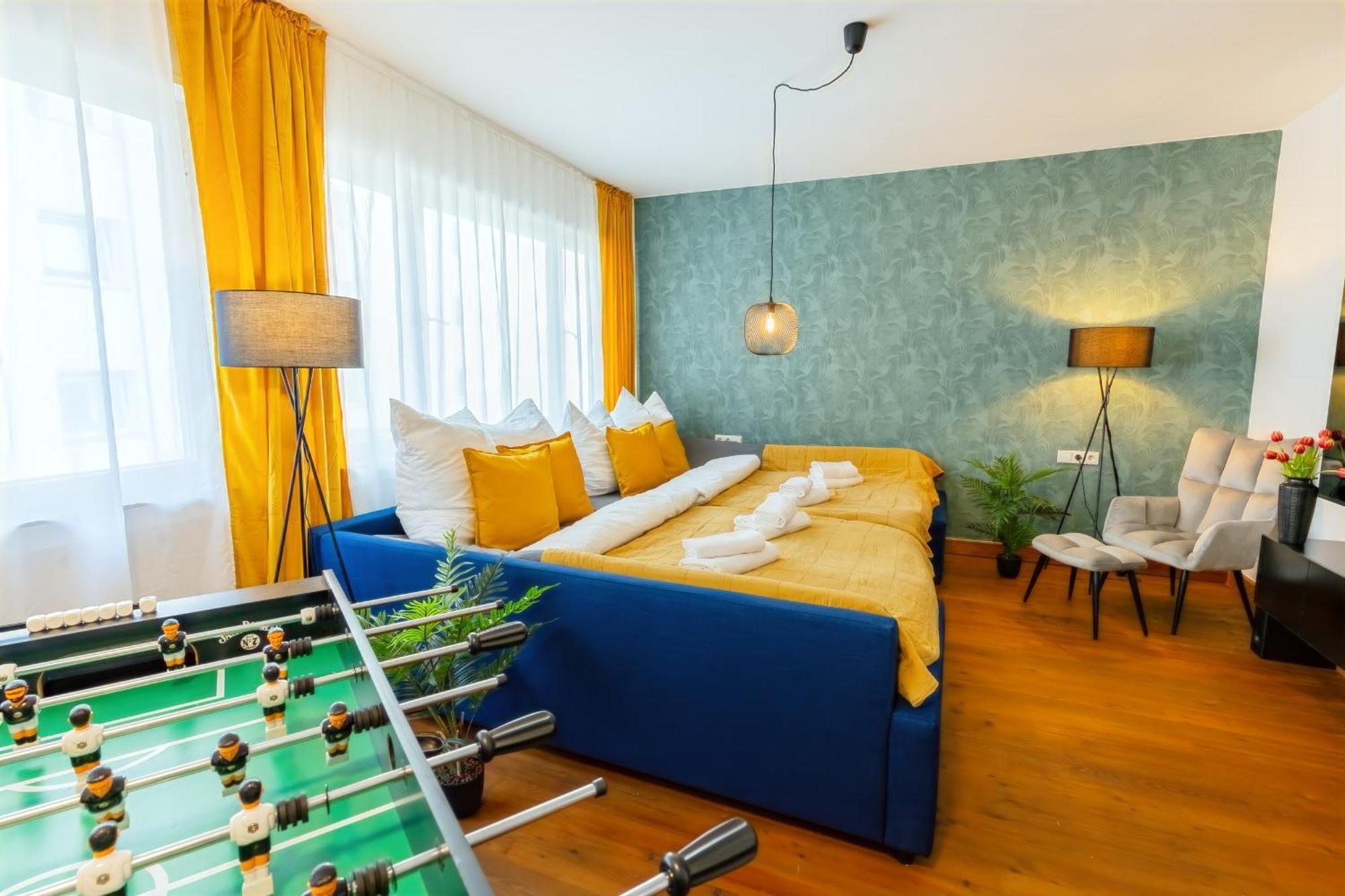 The Big Muenster Fuer Bis Zu 12, Whirlpool, Sauna, Zentral, Tischfussball, Balkon, Gasgrill Ulm Exterior photo